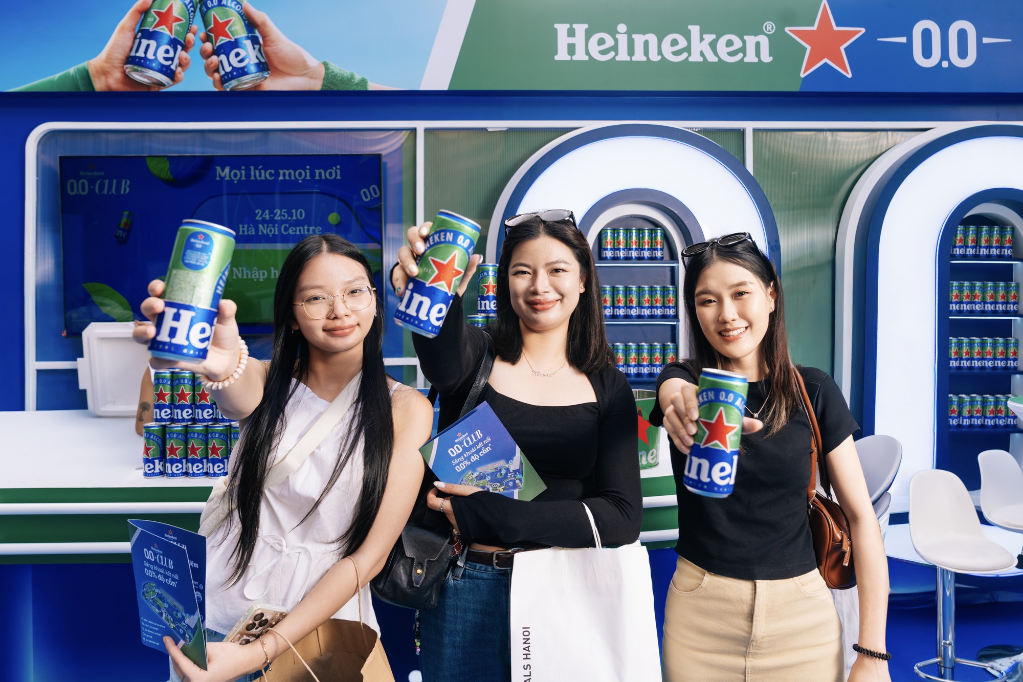 Heineken 0.0 CLUB bất ngờ xuất hiện tại Hanoi Centre: Khi Thủ đ&ocirc; nhập trận giao hữu tạo kết nối mới- Ảnh 7.