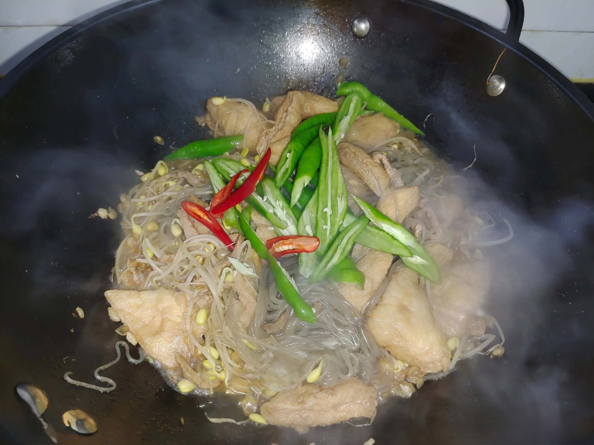 M&oacute;n n&agrave;y nấu dễ, rẻ m&agrave; ngon miệng, lại ho&agrave;n hảo ngay cả khi bạn kh&ocirc;ng c&oacute; cảm gi&aacute;c th&egrave;m ăn- Ảnh 7.