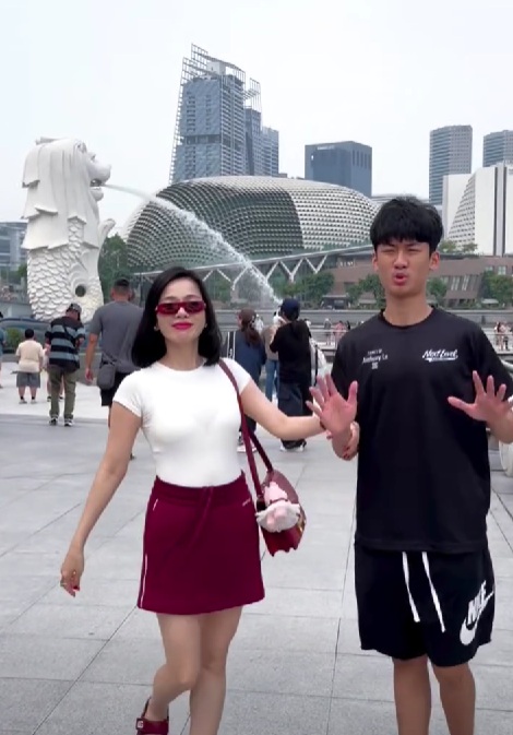 Lệ Quyên dạy con: "Mẹ ước con tự giác, tự trọng, nên người như mẹ" - Ảnh 2.