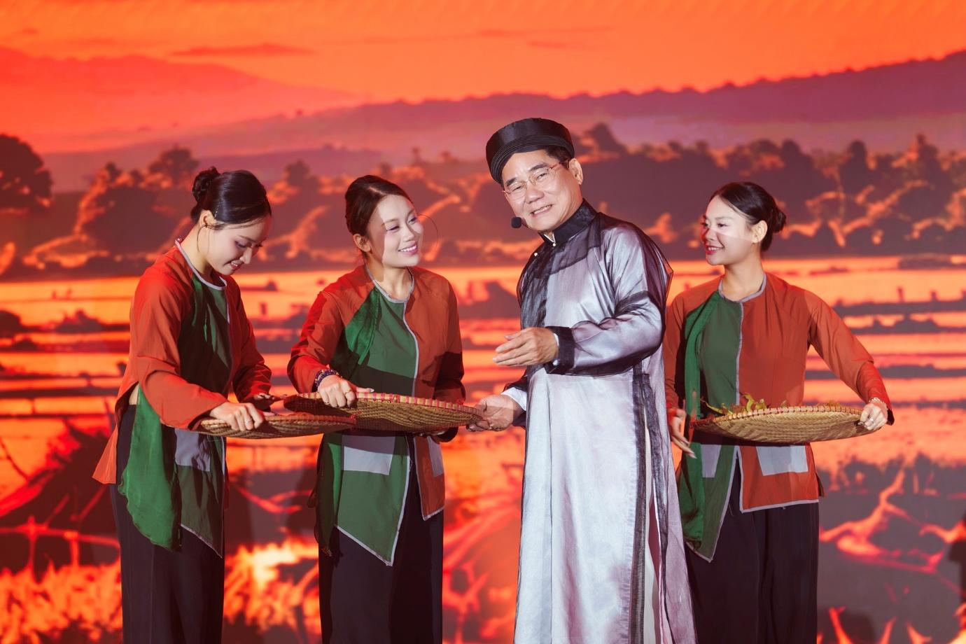 Mang đậm “khí Nghệ, chất Vinh”, Sun Glory Residence chinh phục hơn 1.000 nhà đầu tư Nghệ An tại lễ ra mắt - Ảnh 1.