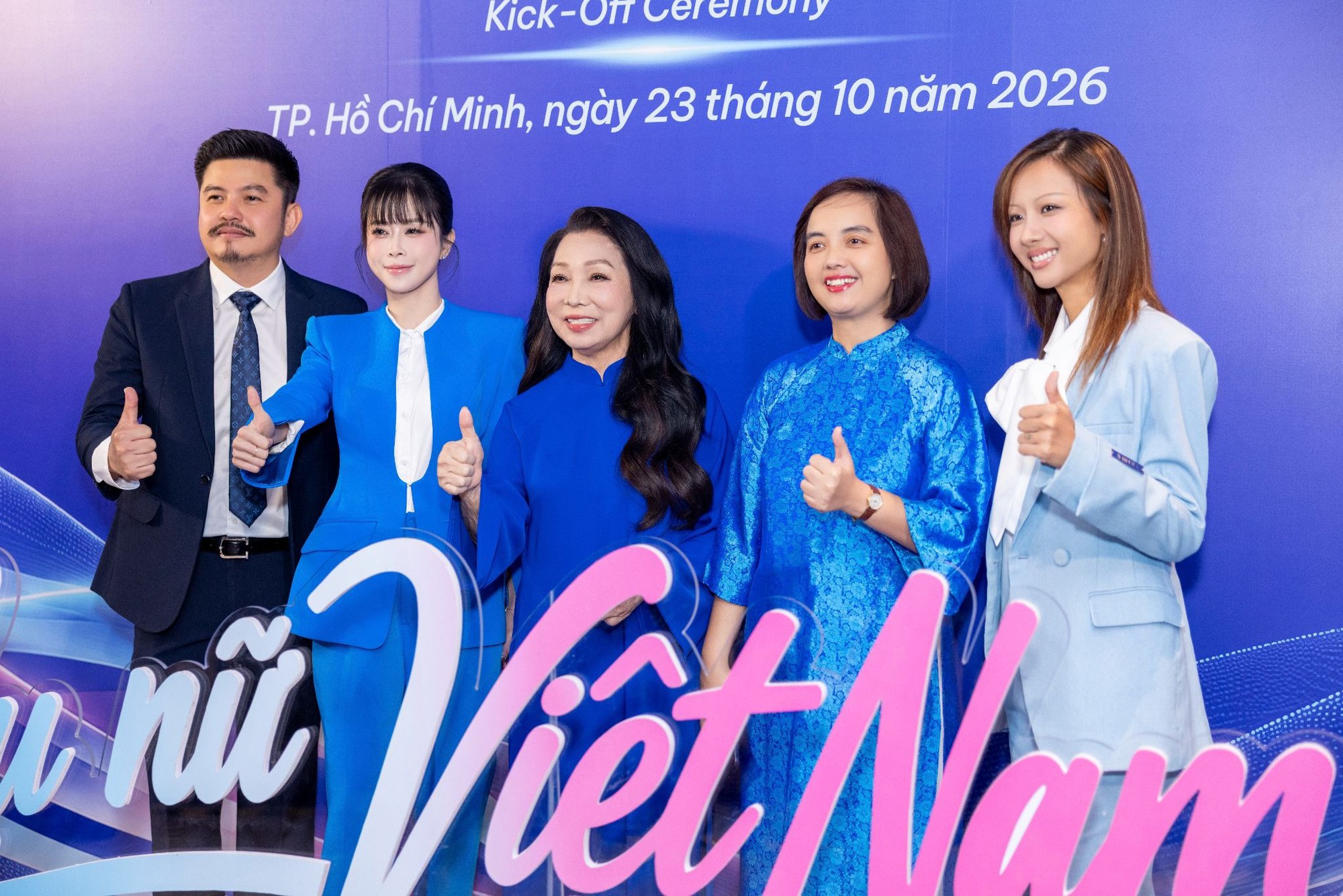 NSND Bạch Tuyết, Hari Won, Suboi v&agrave; Ch&acirc;u Tuyết V&acirc;n đồng h&agrave;nh c&ugrave;ng dự &aacute;n &ldquo;V&igrave; phụ nữ Việt Nam - Kh&ocirc;ng c&ograve;n nỗi lo ung thư&rdquo;- Ảnh 3.