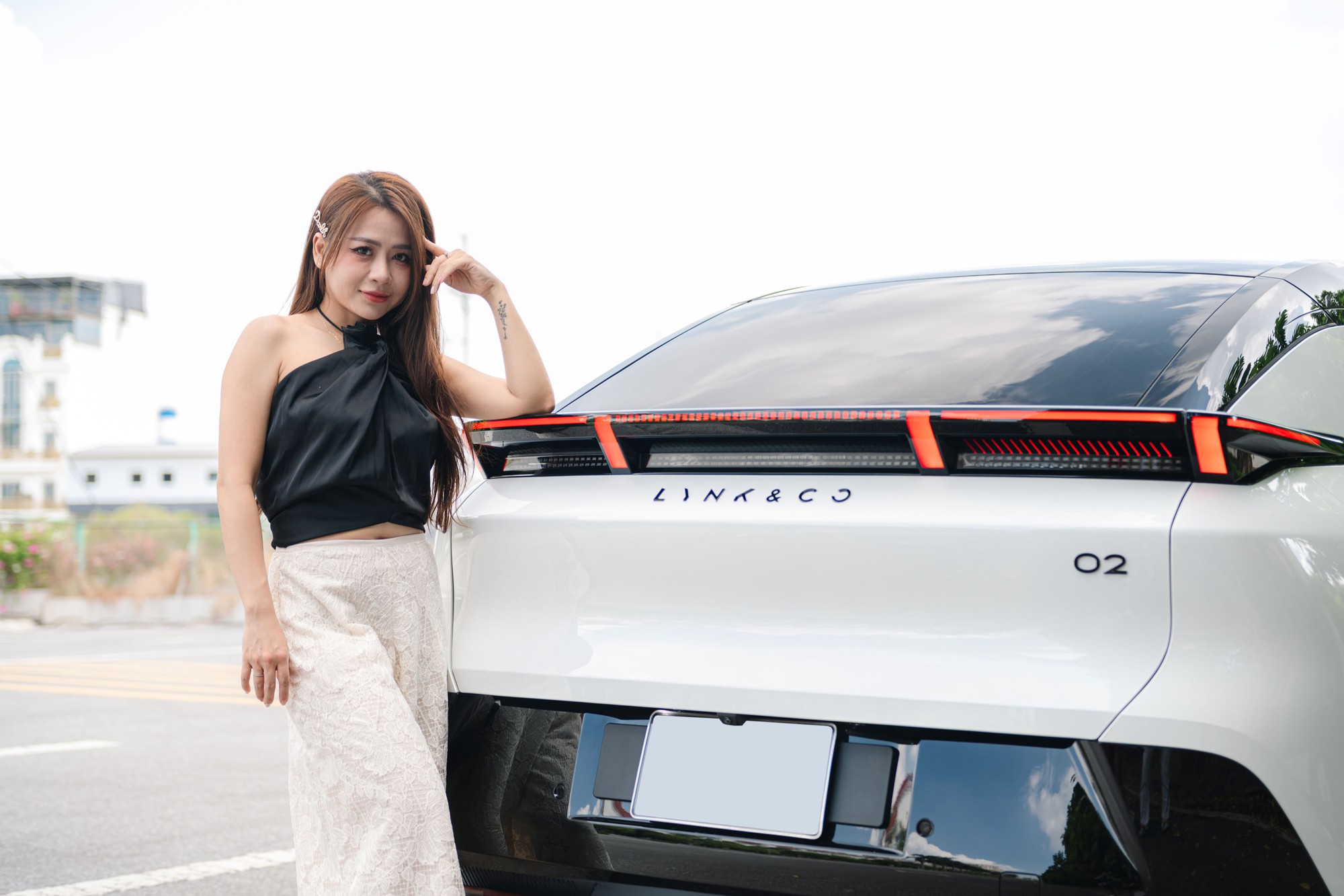 Lynk & Co 02 qua g&oacute;c nh&igrave;n của nữ ca sĩ y&ecirc;u th&iacute;ch xe điện - Ảnh 2.