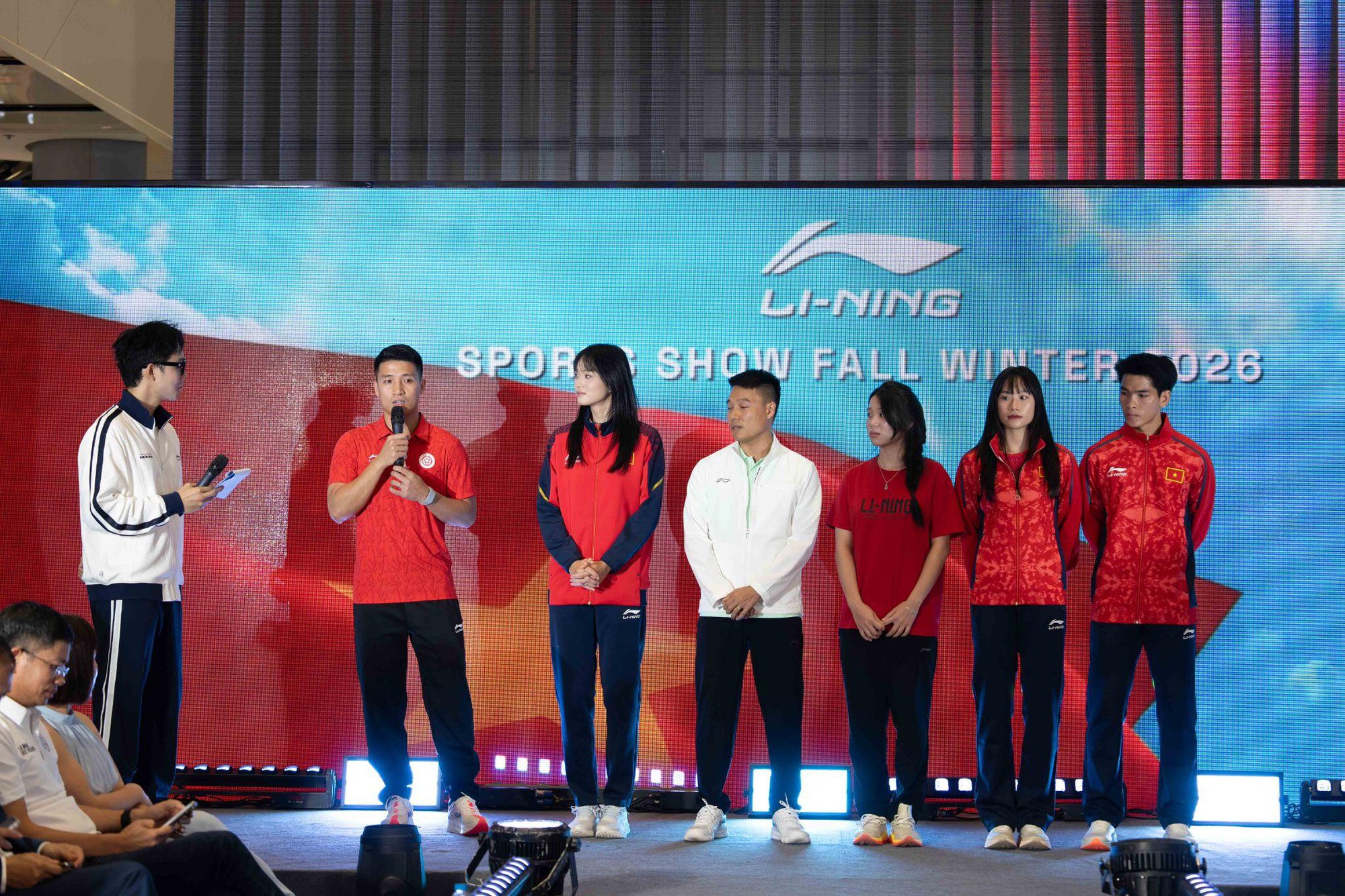 M&atilde;n nh&atilde;n show diễn thời trang thể thao Li-Ning 2026: Quy tụ d&agrave;n VĐV đ&igrave;nh đ&aacute;m c&ugrave;ng sức h&uacute;t từ đại sứ Isaac - Ảnh 4.