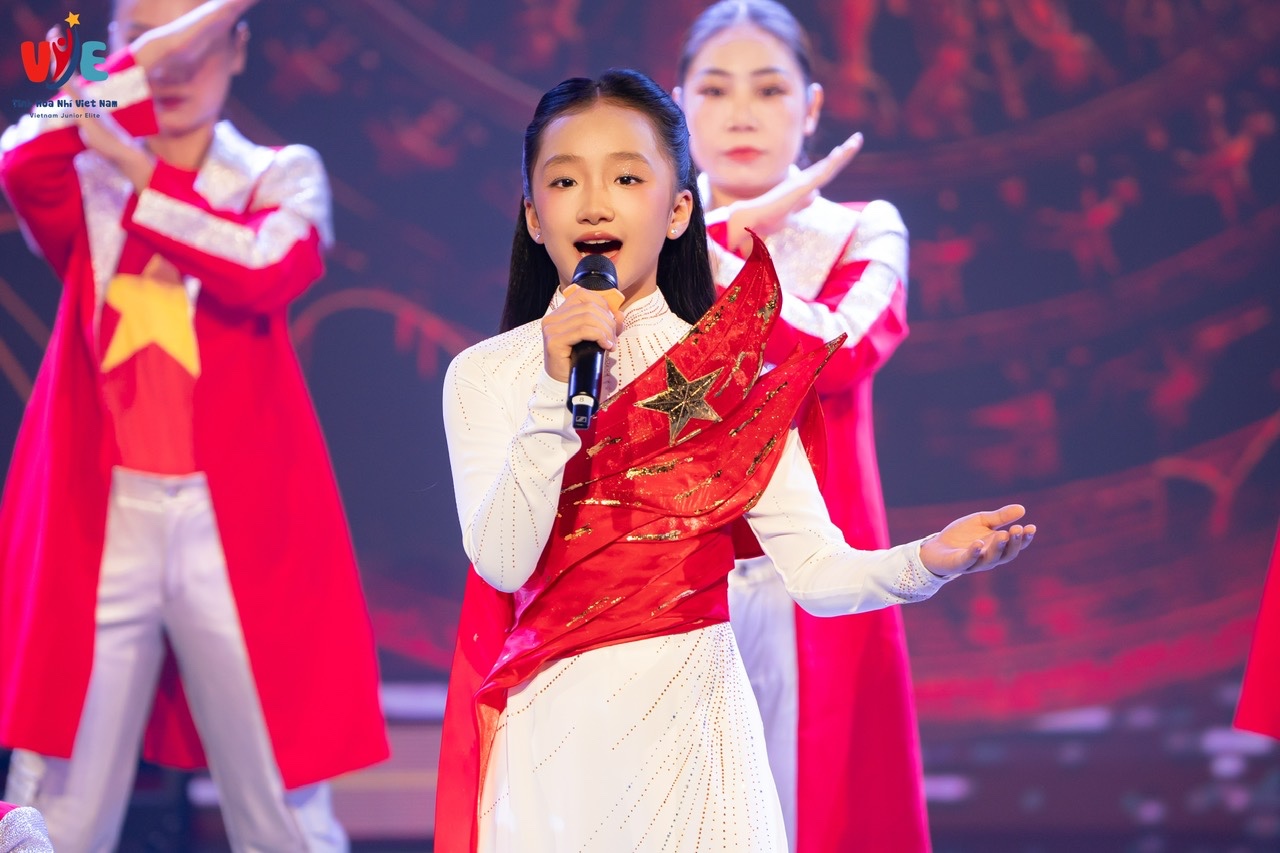 Chiêu Thư: Sao nhí tài năng chuyên "săn" giải quán quân, 11 tuổi liên tiếp chinh phục các đấu trường trong nước lẫn quốc tế- Ảnh 11.