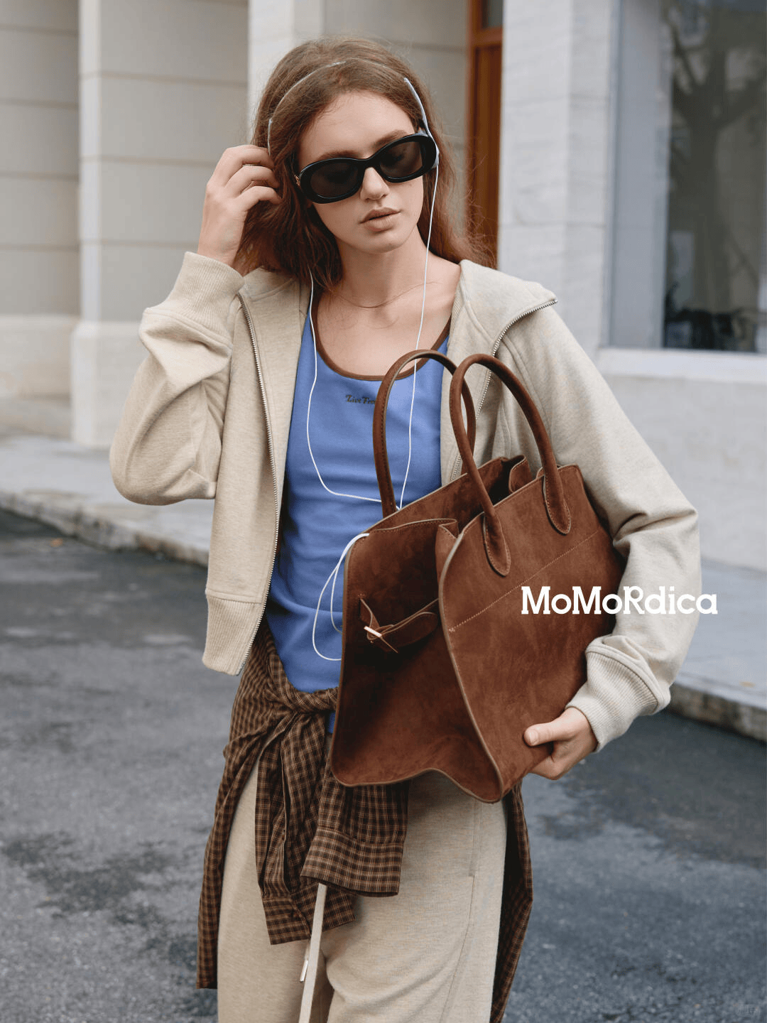 Mặc màu đất sao cho không bị "dừ"? Chân váy khaki & quần nâu là 2 món đồ "must-have" nâng tầm phong cách thu đông- Ảnh 22.