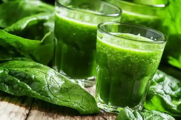 Những loại rau nào thích hợp để làm nước ép rau củ giảm cân? - Ảnh 3.