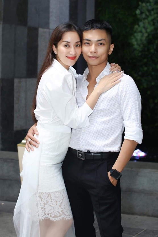 Nữ vũ c&ocirc;ng SN 1982 lấy chồng l&agrave; học tr&ograve; k&eacute;m 11 tuổi: "T&ocirc;i muốn l&agrave;m chủ cuộc đời" - Ảnh 2.