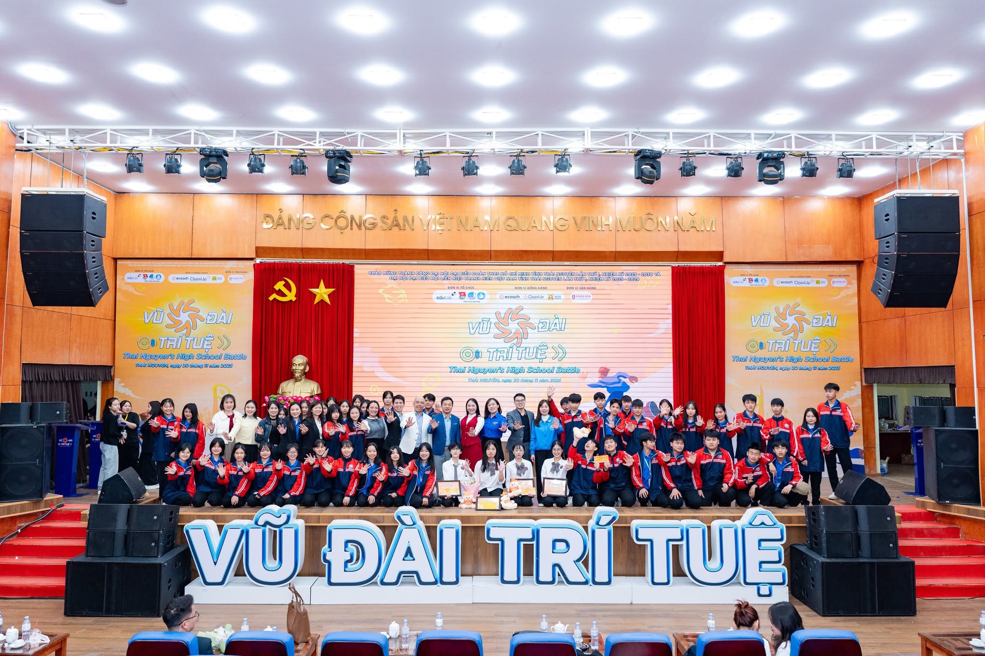 Edutalk được vinh danh Top 10 Hệ sinh th&aacute;i Gi&aacute;o dục Xuất sắc Việt Nam sau một thập kỷ ph&aacute;t triển- Ảnh 2.