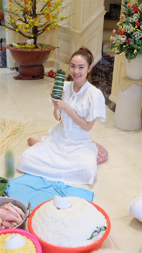 M&acirc;m cơm nh&agrave; của Minh Hằng v&agrave; CEO c&ocirc;ng ty dệt- Ảnh 8.