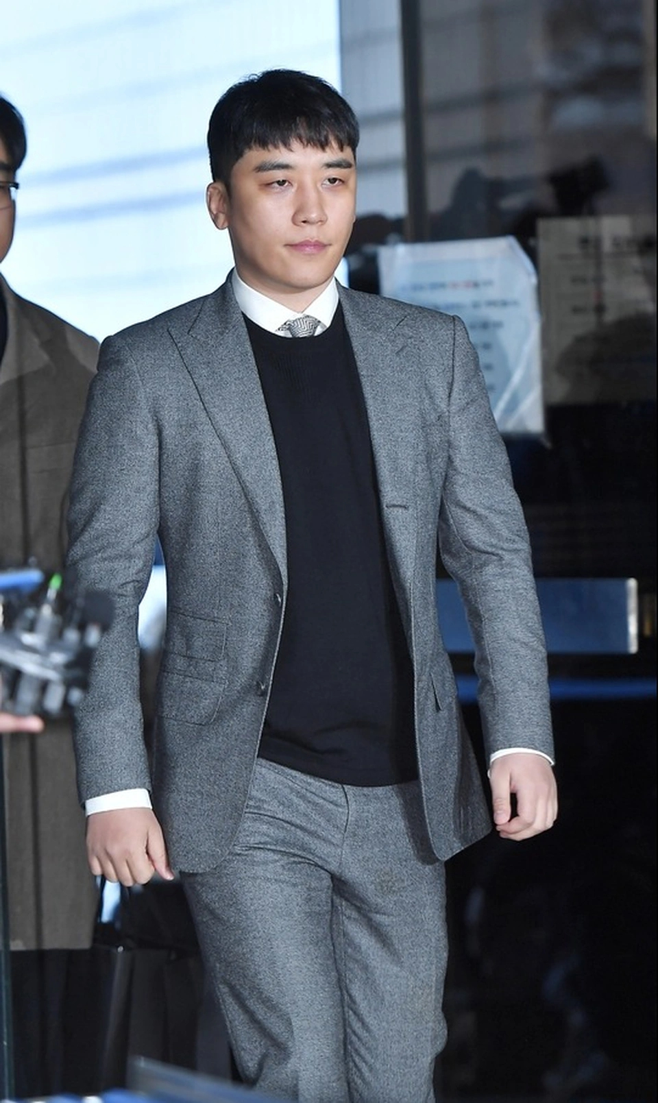 Seungri vừa báo cưới và có con, tình cũ từng chờ anh ra tù bất ngờ có động thái lạ - Ảnh 6.