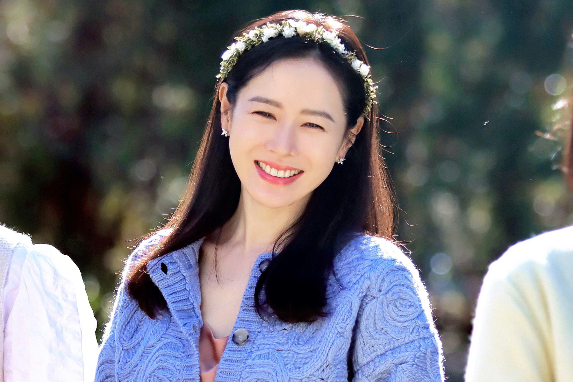 Son Ye Jin đ&aacute;nh mất h&igrave;nh tượng "ngọc nữ", ch&igrave;m s&acirc;u trong cơn b&atilde;o chỉ tr&iacute;ch - Ảnh 4.