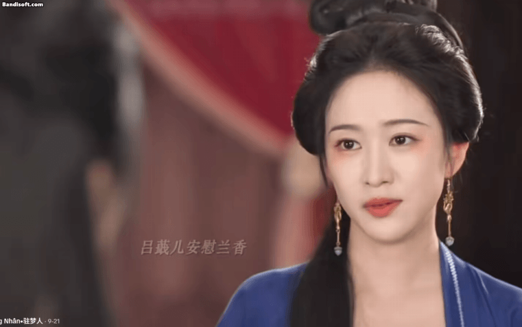 Mỹ nh&acirc;n đẹp nhất Lan Hương Như Cố giỏi d&atilde; man: Thanh nhạc, diễn xuất, vũ đạo, đ&aacute;nh đ&agrave;n, c&ograve;n n&oacute;i được 4 ngoại ngữ- Ảnh 3.