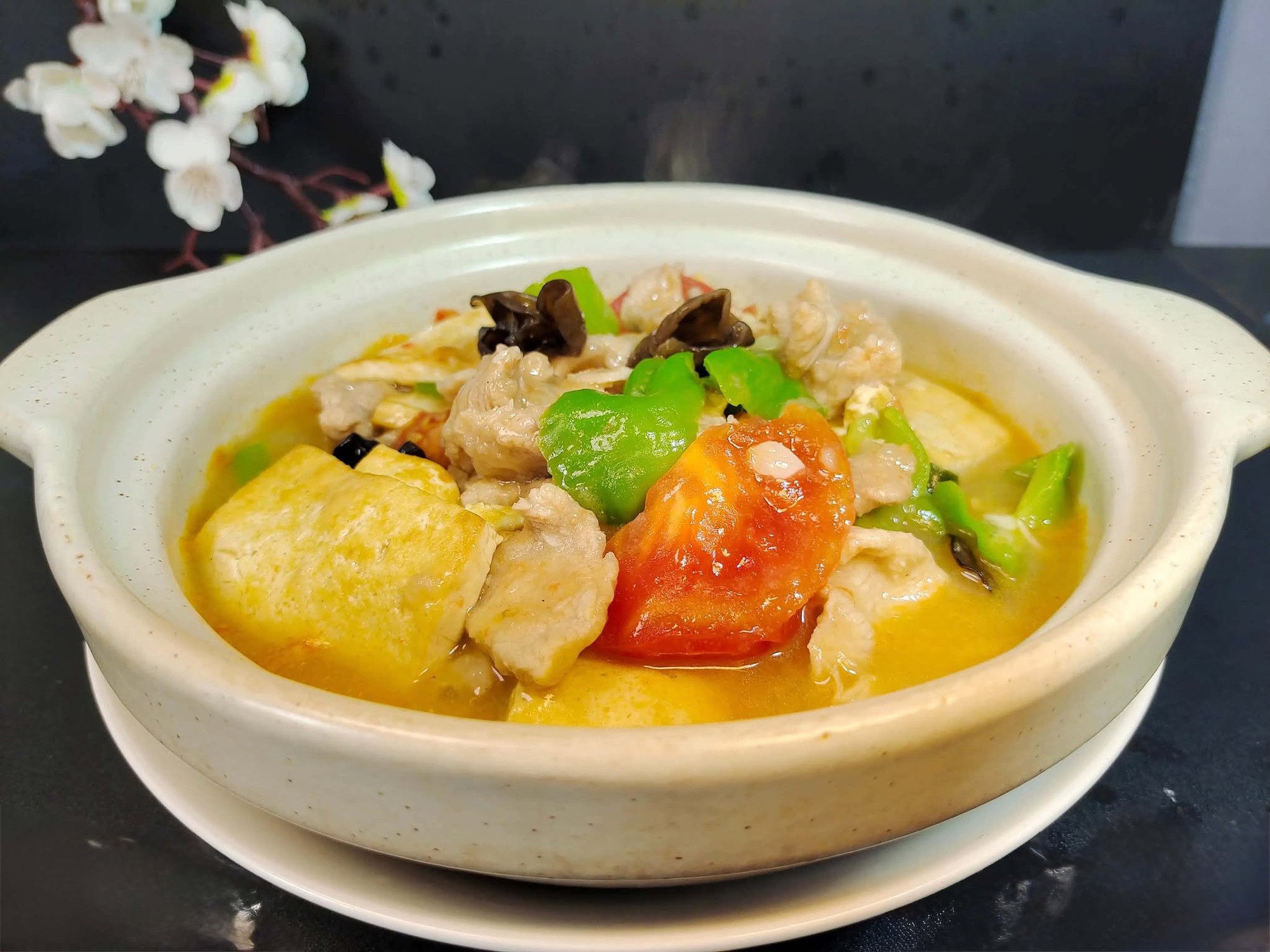 Canh đậu phụ nấu theo c&aacute;ch n&agrave;y nhanh, ngon, đưa vị v&ocirc; c&ugrave;ng - Ảnh 2.