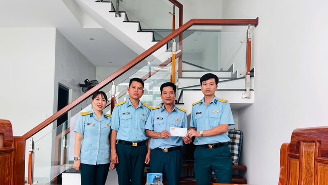 Trung đoàn pháo phòng không 224 ấm áp nghĩa tình trong ngôi nhà đồng đội - Ảnh 2.