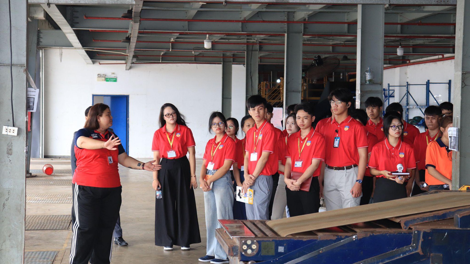 BEST Inc. kết nối sinh viên HUTECH với thực tiễn ngành logistics- Ảnh 1.