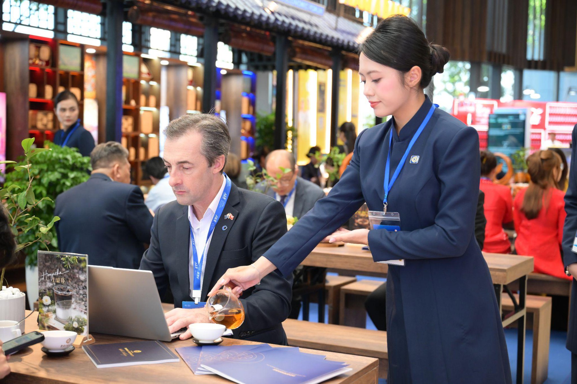 World Tea Connect: Ngoại giao văn hoá mở lối hợp tác toàn cầu tại AEF 2026 - Ảnh 1.