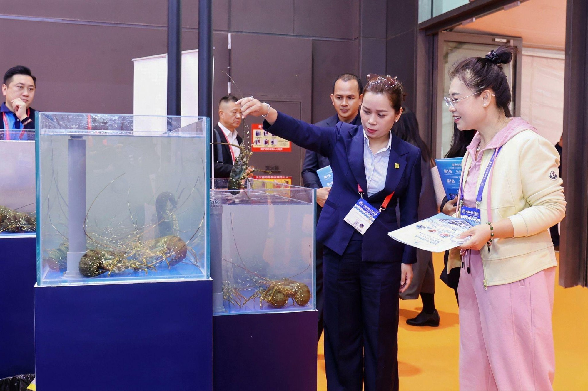 KLC Seafood đưa tôm hùm Việt đến thị trường toàn cầu tại CFSE 2026- Ảnh 2.