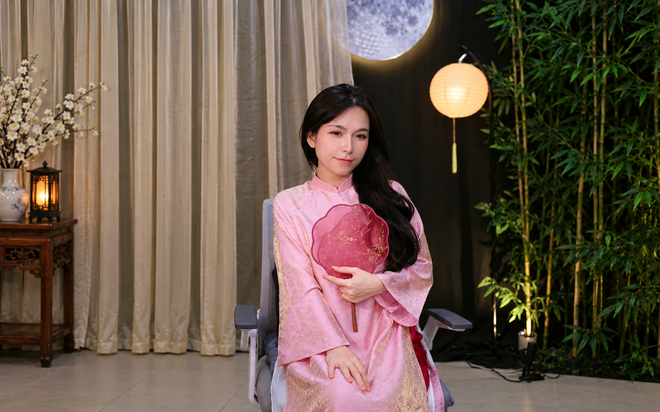 Lê Thị Tường Vi và chuyện livestream thành nghề nghiệp của người trẻ: Cơ hội đi cùng kỹ năng, sự bền bỉ- Ảnh 1.