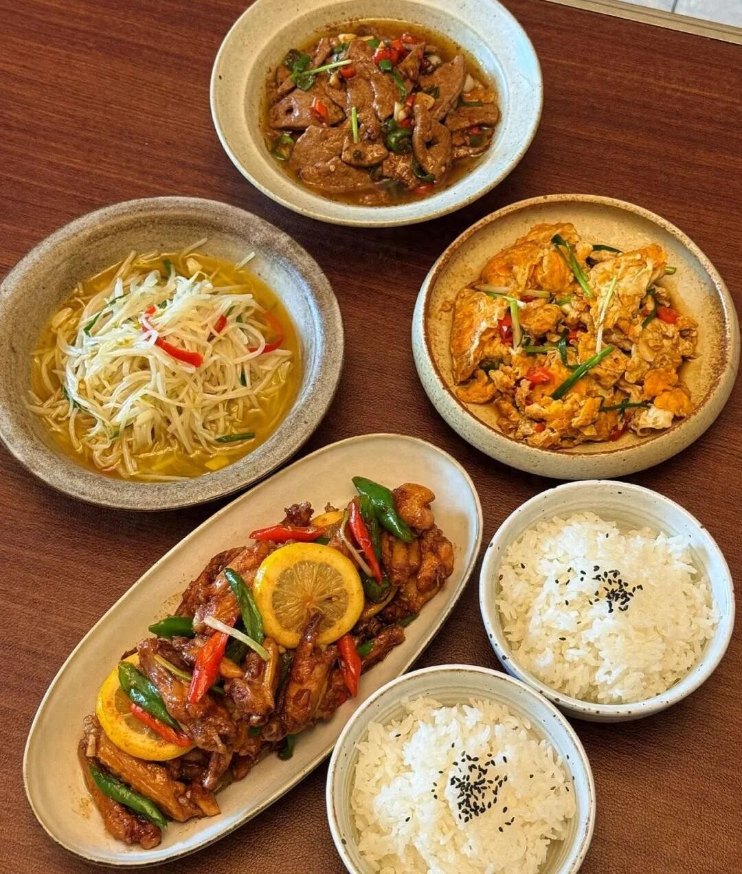Thực đơn cơm nhà cả tuần không khó - Tuần này ăn gì để người bận rộn không phải vắt óc? - Ảnh 1.