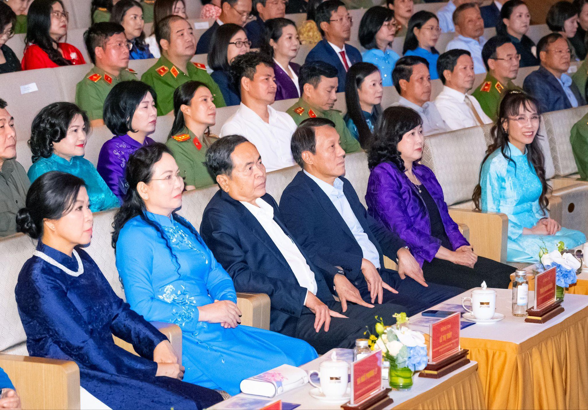 Vietjet, Sovico và HDBank đóng góp 30 tỷ đồng, chung tay hỗ trợ phụ nữ, trẻ em khó khăn- Ảnh 1.