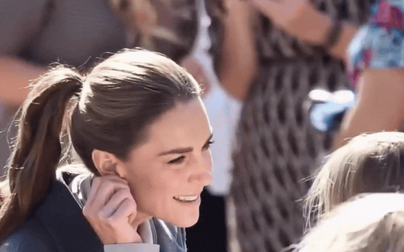 Nụ cười của Kate Middleton- Ảnh 2.