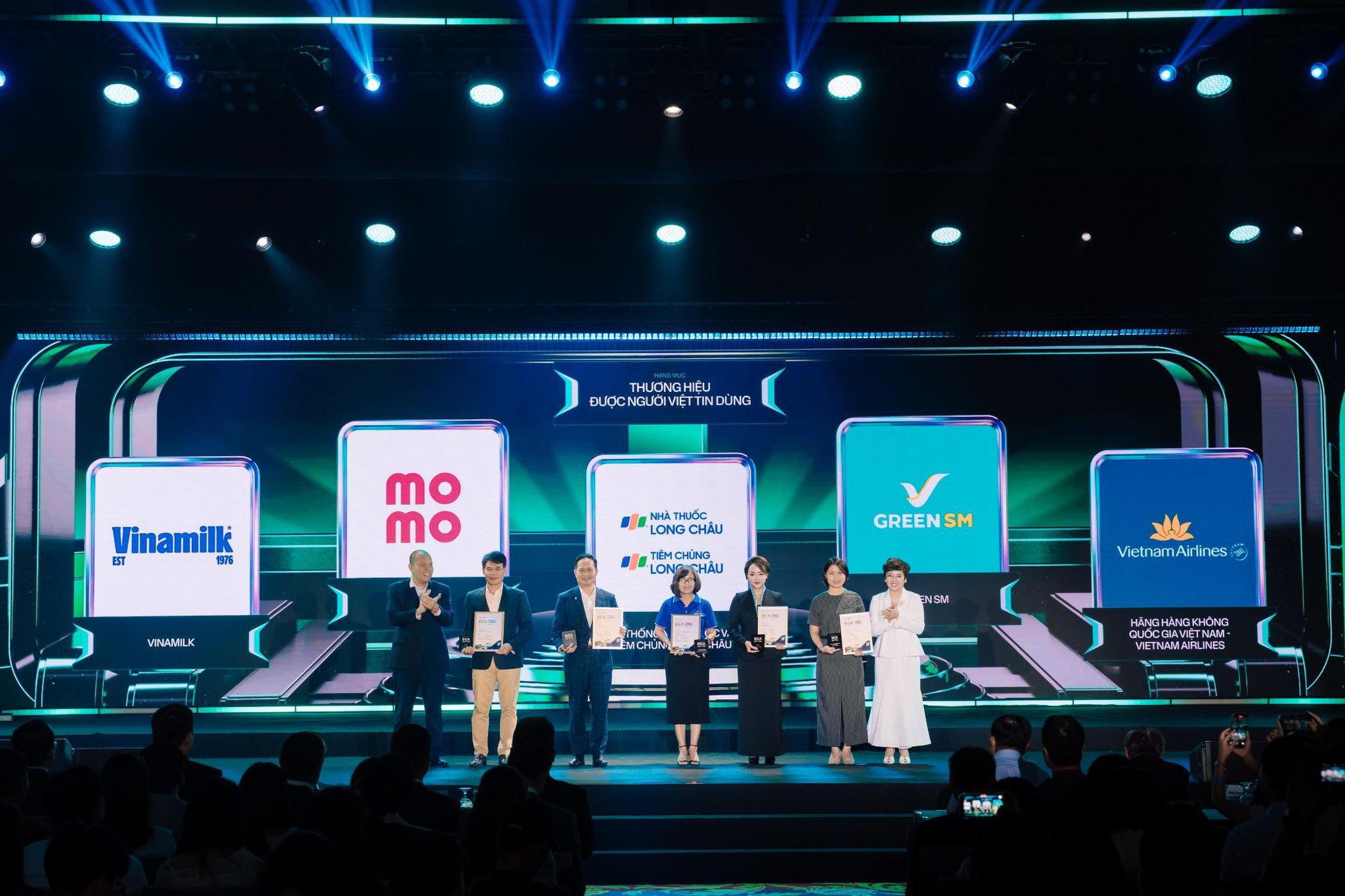 Hệ thống Long Ch&acirc;u tiếp tục thắng lớn tại Better Choice Awards - Ảnh 1.