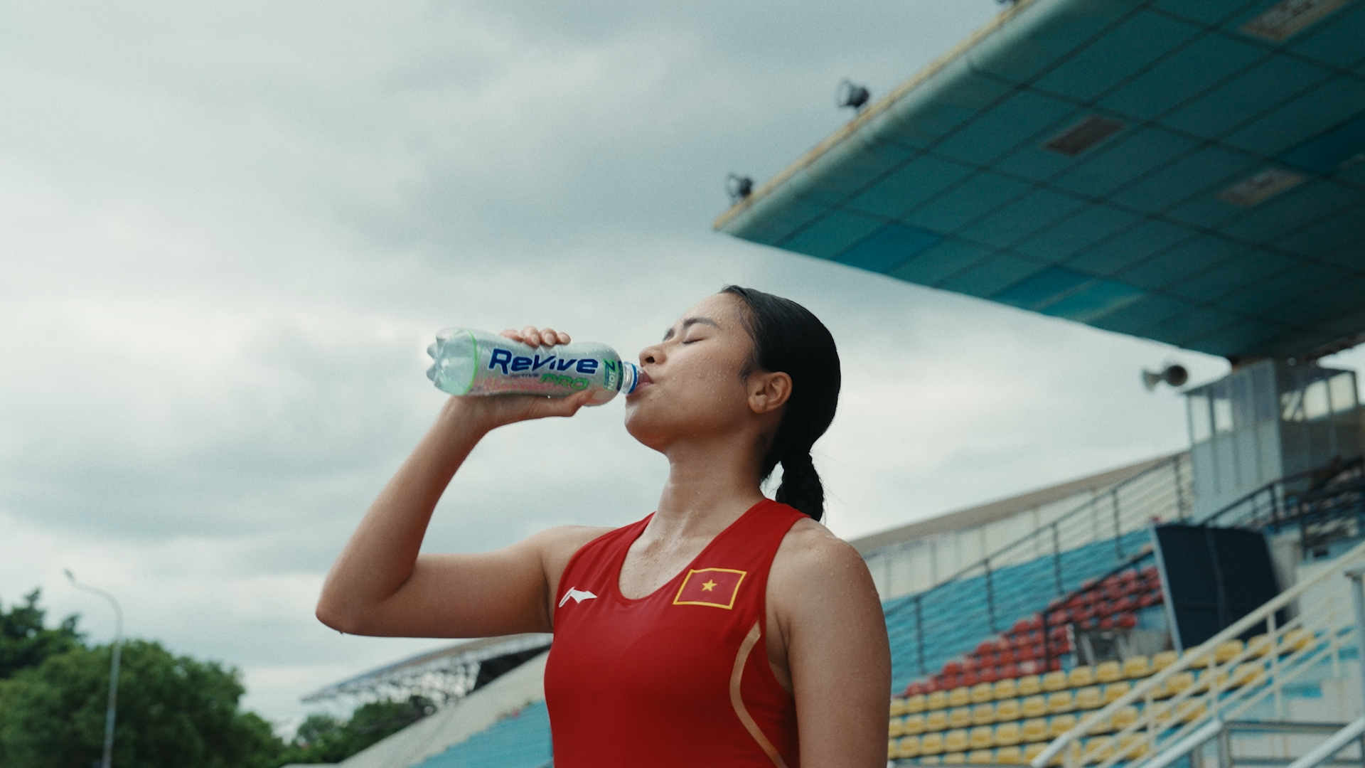 Rời sân đấu ASIAD 20, hình ảnh VĐV Việt Nam tiếp tục được Revive Thể Thao lan tỏa - Ảnh 2.