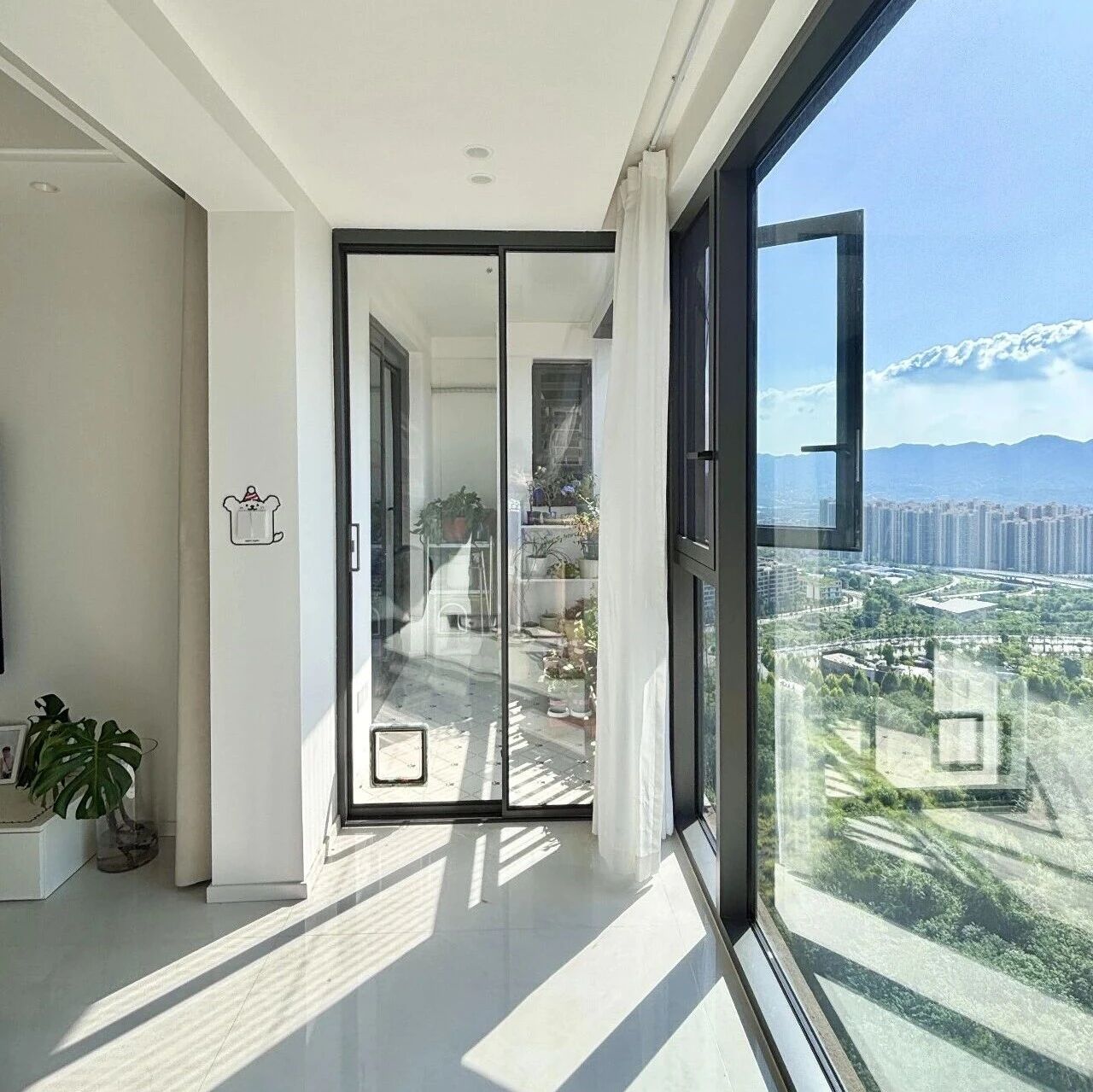 Từ căn giữa 90m² chuyển sang căn góc hướng Tây 128m², tôi từng nghĩ mình chọn đúng: 3 tháng sau mới thấy cái giá phải trả- Ảnh 5.