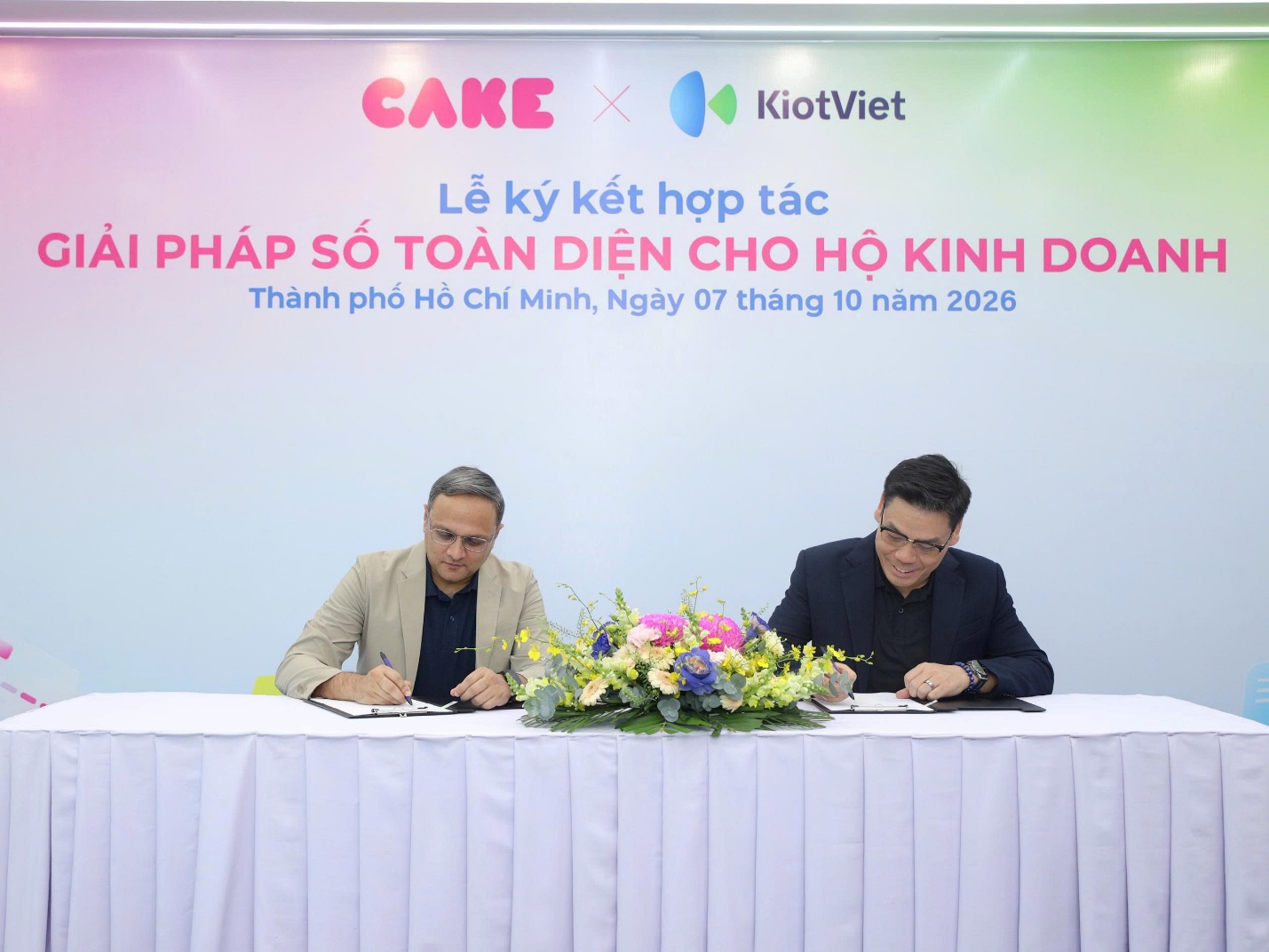 Cake by VPBank và KiotViet hợp tác cung cấp giải pháp số toàn diện cho hộ kinh doanh- Ảnh 1.