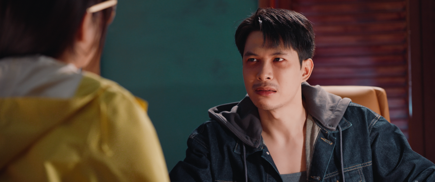 Khổ nhất “Án Mạng Xém Hoàn Hảo”: Anh Tú Atus và DJ Mie vừa bị truy đuổi vừa tự phá án - Ảnh 2.