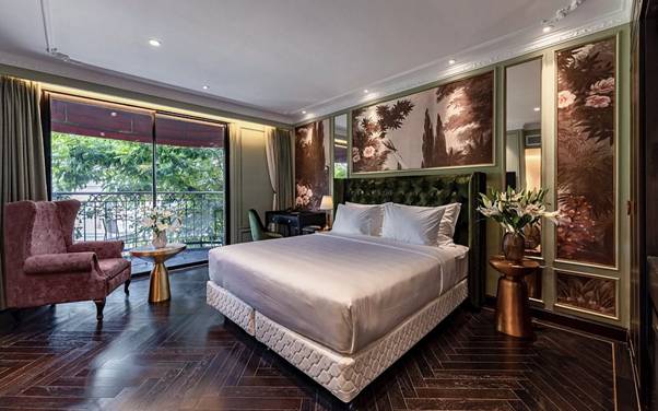 Traveloka điểm danh top 4 kh&aacute;ch sạn trung t&acirc;m Quận 1 TP.HCM được giới trẻ ưa chuộng  - Ảnh 2.