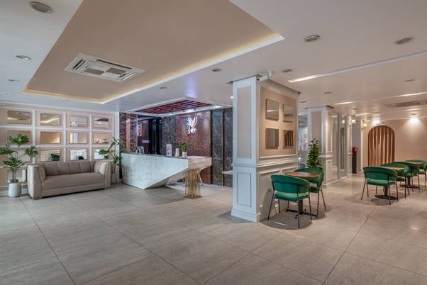 Traveloka điểm danh top 4 kh&aacute;ch sạn trung t&acirc;m Quận 1 TP.HCM được giới trẻ ưa chuộng  - Ảnh 3.