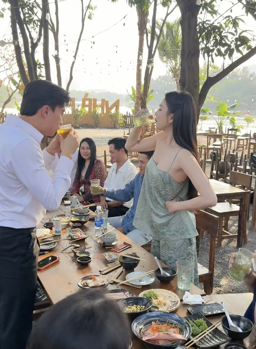 Quốc Trường nói về thông tin có tình cảm với “nữ hoàng nội y” Ngọc Trinh- Ảnh 2. Quốc Trường nói về thông tin có tình cảm với “nữ hoàng nội y” Ngọc Trinh- Ảnh 2.