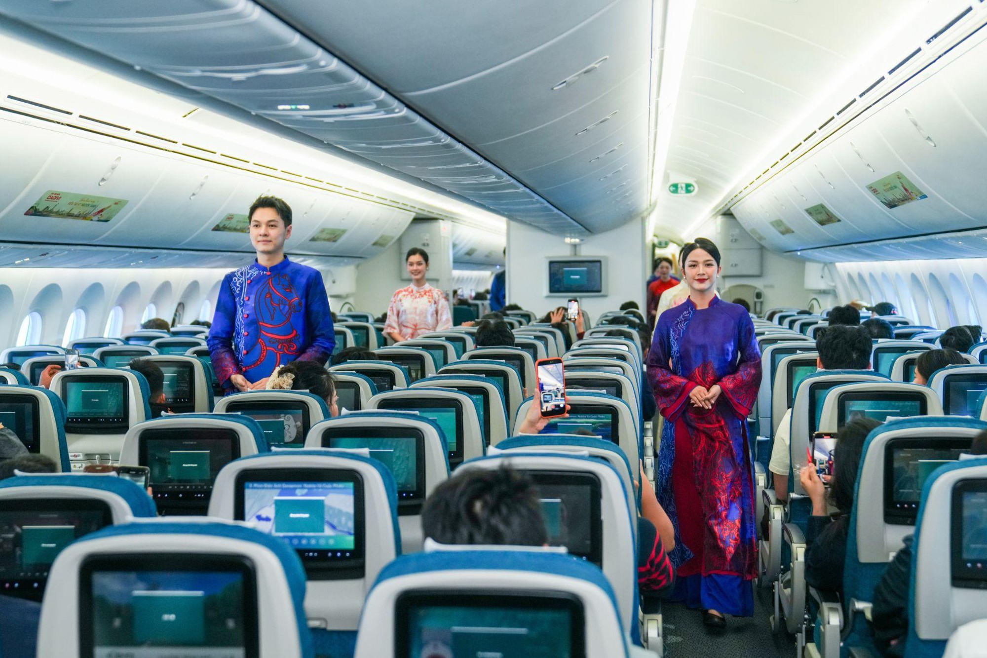 Di sản văn h&oacute;a Việt trong h&agrave;nh tr&igrave;nh ph&aacute;t triển thương hiệu Vietnam Airlines- Ảnh 1.
