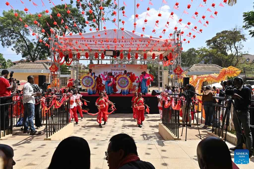 Kh&ocirc;ng chỉ ở Việt Nam v&agrave; Trung Quốc, cả thế giới đang nhộn nhịp đ&oacute;n Tết Nguy&ecirc;n đ&aacute;n 2026 như thế n&agrave;y!- Ảnh 9.