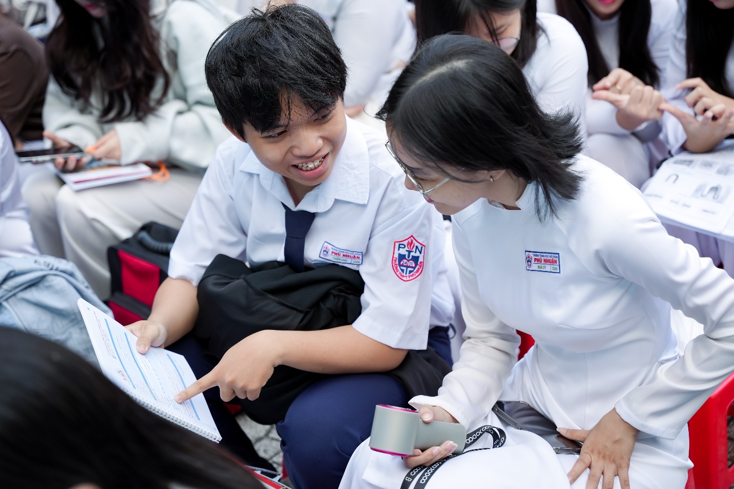 X&eacute;t học bổng sớm, chủ động lựa chọn m&ocirc;i trường đại học song ngữ - quốc tế- Ảnh 1.