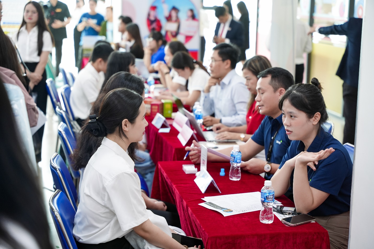 X&eacute;t học bổng sớm, chủ động lựa chọn m&ocirc;i trường đại học song ngữ - quốc tế- Ảnh 2.