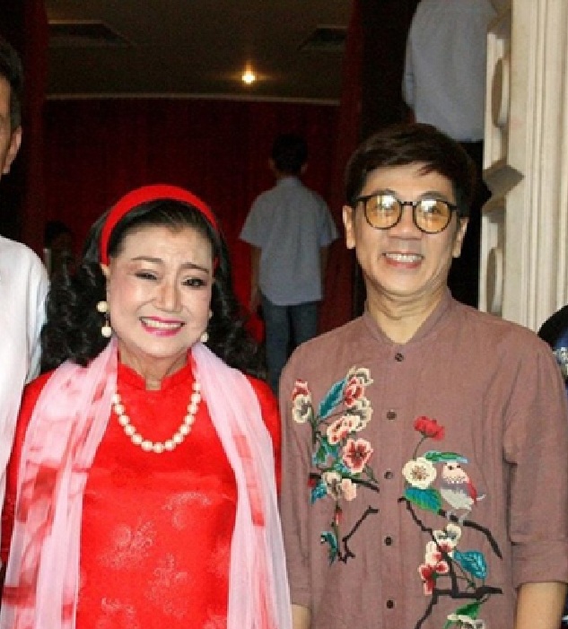 NSƯT Thành Lộc bị nữ NSND quyền lực miền Nam nói thẳng một câu- Ảnh 1. NSƯT Thành Lộc bị nữ NSND quyền lực miền Nam nói thẳng một câu- Ảnh 1.