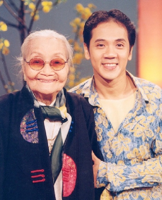 NSƯT Thành Lộc bị nữ NSND quyền lực miền Nam nói thẳng một câu- Ảnh 2. NSƯT Thành Lộc bị nữ NSND quyền lực miền Nam nói thẳng một câu- Ảnh 2.