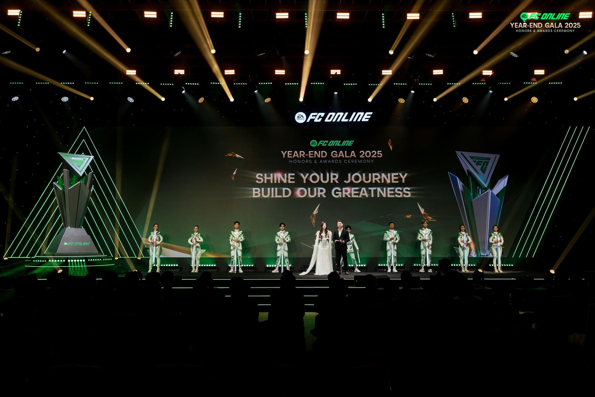 FC Online Year-End Gala 2025 - "Shine Your Journey &ndash; Build Our Greatness"- Ảnh 3.