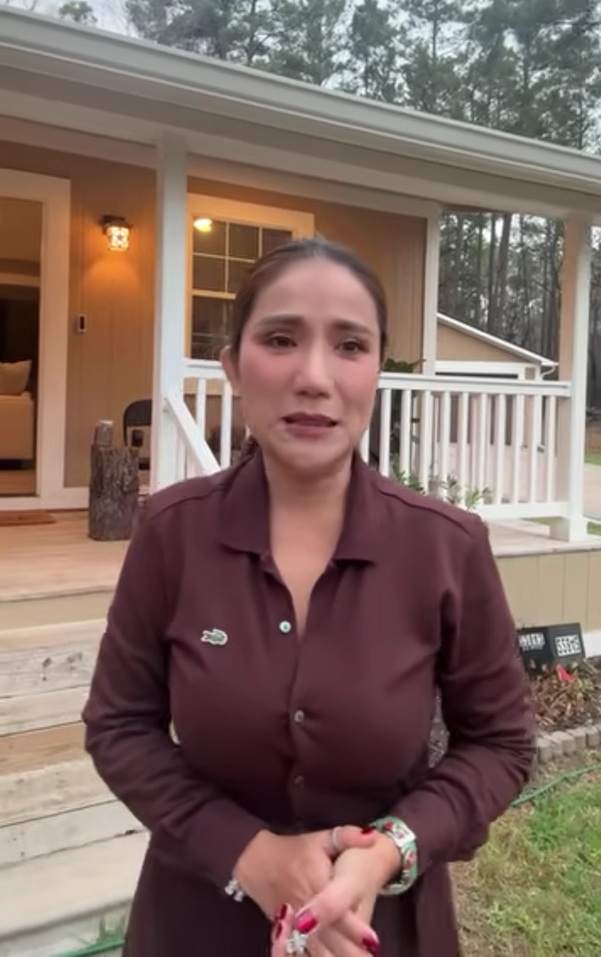 Nữ NSƯT miền Nam sang Mỹ ăn Tết, được 1 đại gia cho ở nhà triệu đô- Ảnh 1. Nữ NSƯT miền Nam sang Mỹ ăn Tết, được 1 đại gia cho ở nhà triệu đô- Ảnh 1.