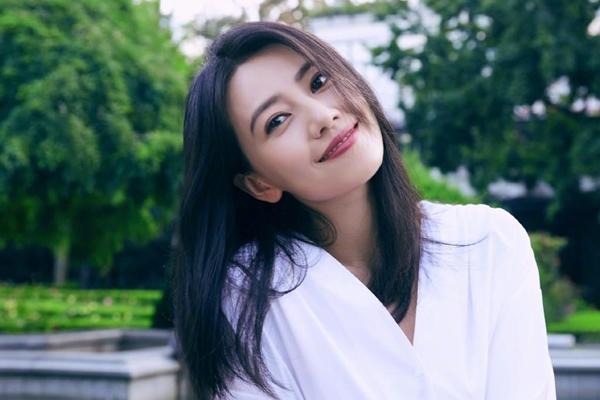 Người đẹp kh&ocirc;ng tuổi Cao Vi&ecirc;n Vi&ecirc;n 45 tuổi vẫn sở hữu v&oacute;c d&aacute;ng tuyệt vời, h&oacute;a ra b&iacute; quyết l&agrave; chăm l&agrave;m 6 việc- Ảnh 3.