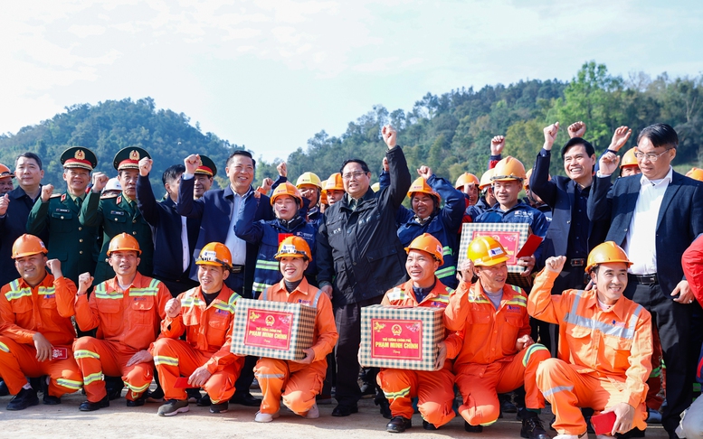 Thủ tướng: Ph&aacute;t động 'Chiến dịch Đ&ocirc;ng Kh&ecirc; năm 2026' ho&agrave;n th&agrave;nh 2 tuyến cao tốc ở Lạng Sơn, Cao Bằng- Ảnh 3.