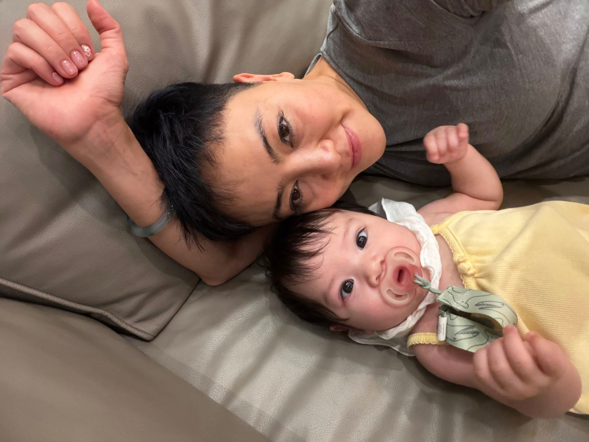 Tết đo&agrave;n vi&ecirc;n của &ldquo;b&agrave; ngoại hot nhất MXH&rdquo; Văn Th&ugrave;y Dương: Lần đầu ti&ecirc;n 4 thế hệ c&ugrave;ng chung một khung h&igrave;nh, ch&aacute;u chắt tụ họp đ&ocirc;ng đủ - Ảnh 1.