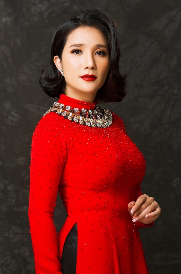 Nữ NSƯT U50 l&agrave;m mẹ đơn th&acirc;n: "T&ocirc;i c&ograve;n nặng nghiệp trần chưa tu được"- Ảnh 1.