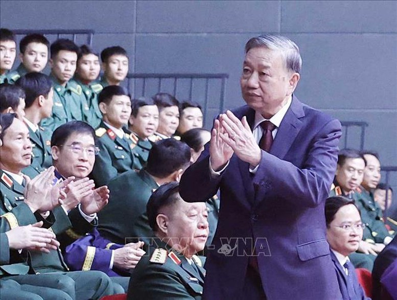 Tổng B&iacute; thư T&ocirc; L&acirc;m dự tổng kết, trao giải cuộc thi 'Vững bước dưới cờ Đảng'- Ảnh 1.