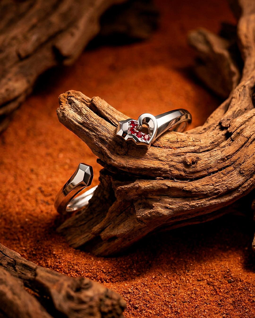 Bộ sưu tập Lava U - phụ kiện trendy d&agrave;nh cho cặp đ&ocirc;i c&oacute; dịp Valentine- Ảnh 3.