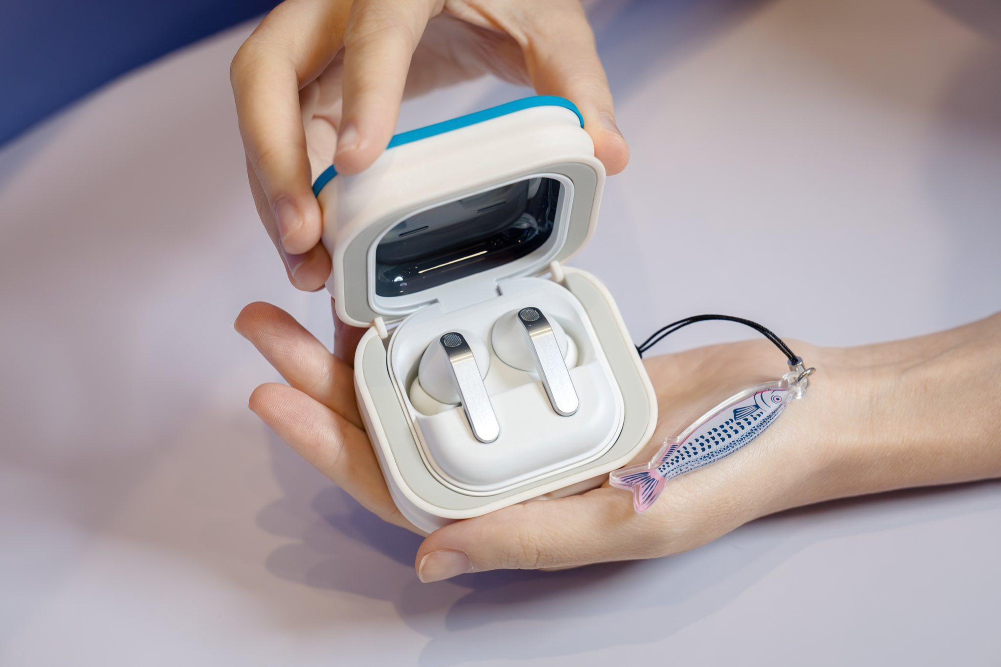 Xuất sắc từ thiết kế đến chất &acirc;m, đ&acirc;y l&agrave; tai nghe ch&acirc;n &aacute;i mới của giới c&ocirc;ng nghệ - Ảnh 1.