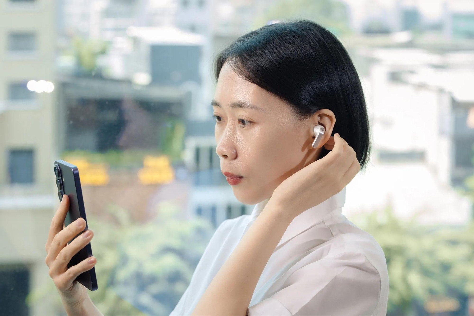 Xuất sắc từ thiết kế đến chất &acirc;m, đ&acirc;y l&agrave; tai nghe ch&acirc;n &aacute;i mới của giới c&ocirc;ng nghệ - Ảnh 2.