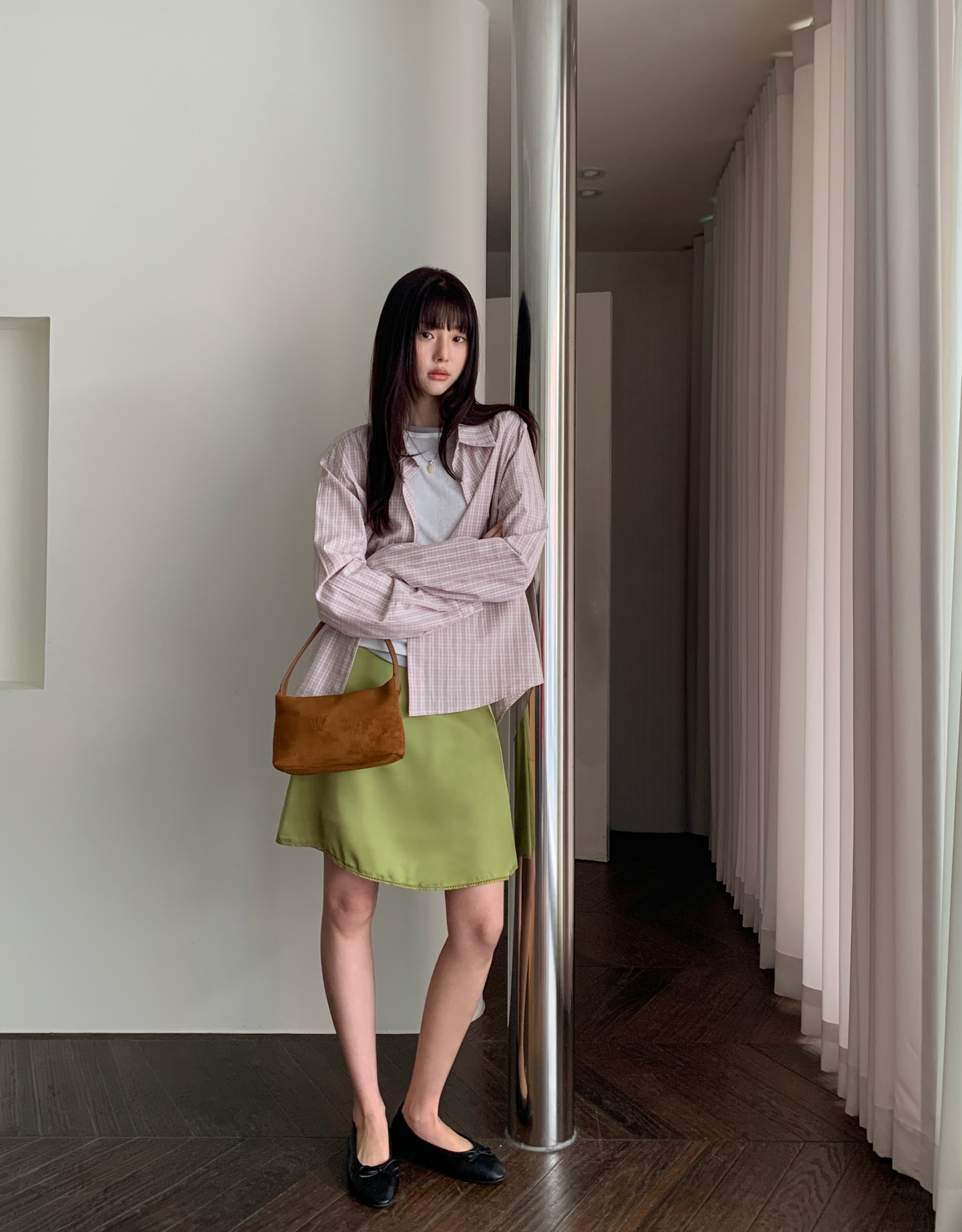 4 kiểu ch&acirc;n v&aacute;y m&ugrave;a h&egrave; cứ mặc l&agrave; trẻ ra 5 tuổi- Ảnh 3.